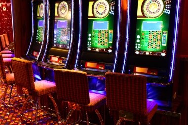 slotqu88 live-dealer studio with multiple camera angles